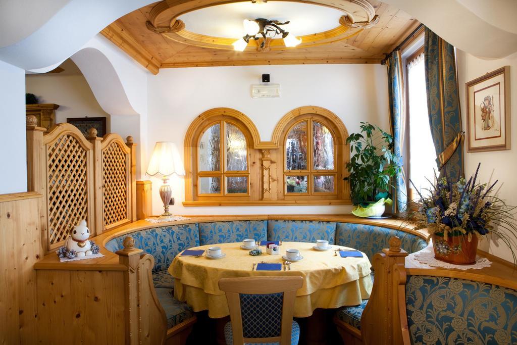Hotel Garni Laura Arabba Buitenkant foto