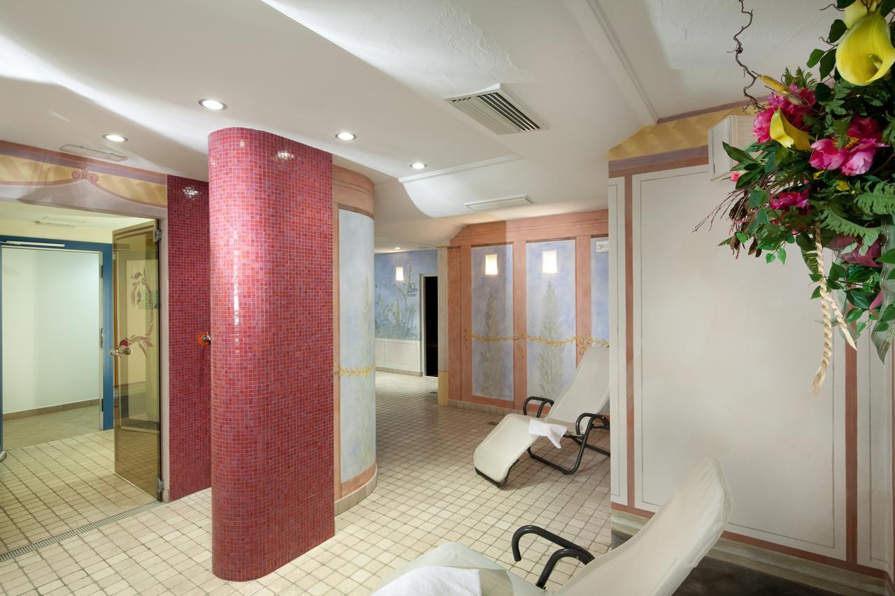 Hotel Garni Laura Arabba Buitenkant foto